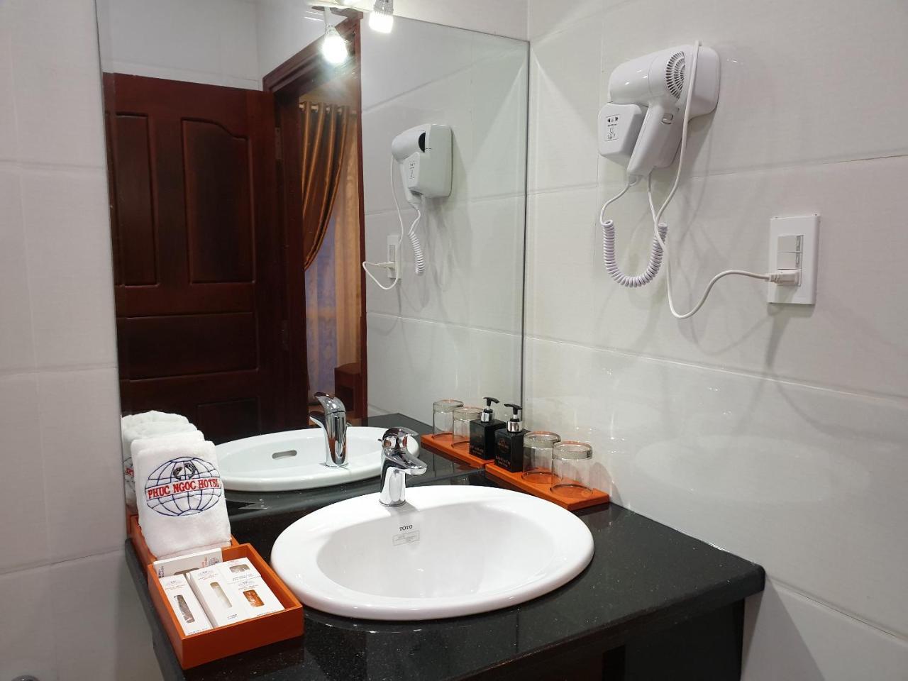 Phuc Ngoc Hotel Ратьзя Екстер'єр фото