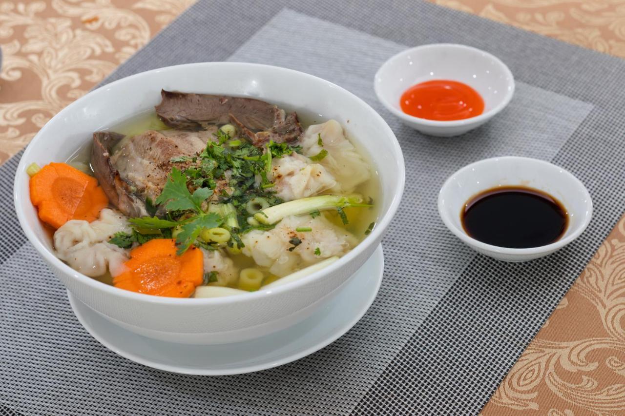 Phuc Ngoc Hotel Ратьзя Екстер'єр фото